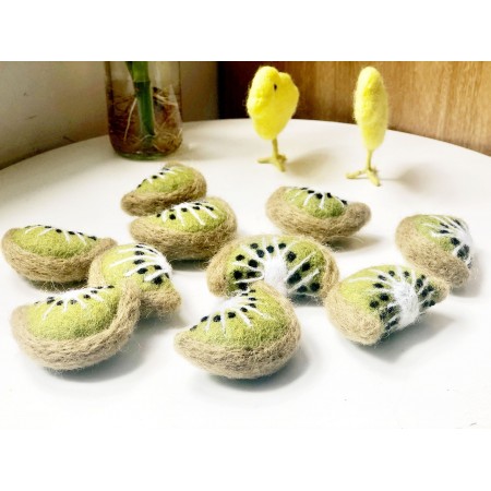 6cm Felt Kiwi Slice