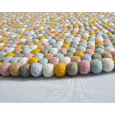 Light Golden Round Felt Rug for Kids...