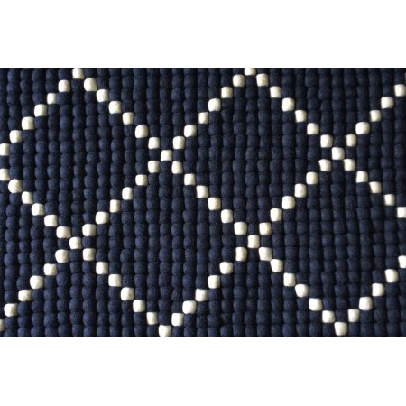 Dot Pattern Rectangle Felt Ball Rug