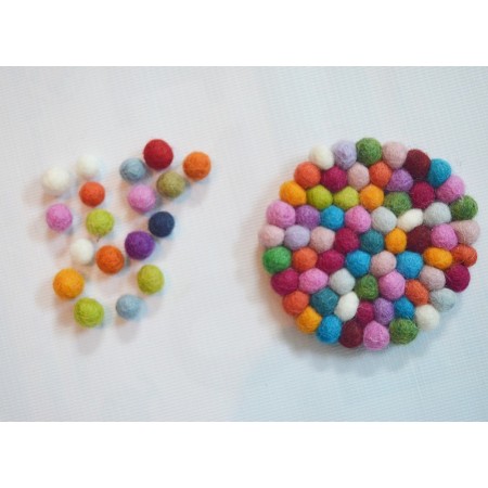 10cm Round Felt Ball Tea Coaster