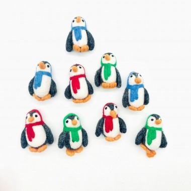 7cm Felt Penguin with scarf