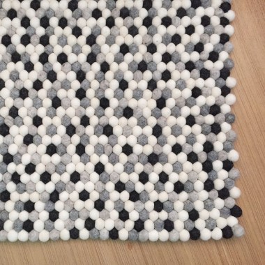 Natural Gray/Black Dotted Felt Ball Rug