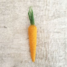 Felt 10cm and 6cm Carrot